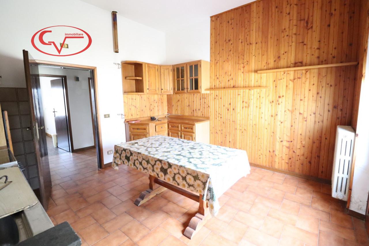 Apartamento de 5 divisões em Bucine, Italy N.º 235932