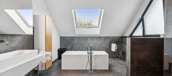 7 rooms Villa in Baden-Wurttemberg, Germany No. 36727 14