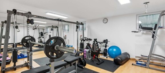 7 rooms Villa in Baden-Wurttemberg, Germany No. 36727 18