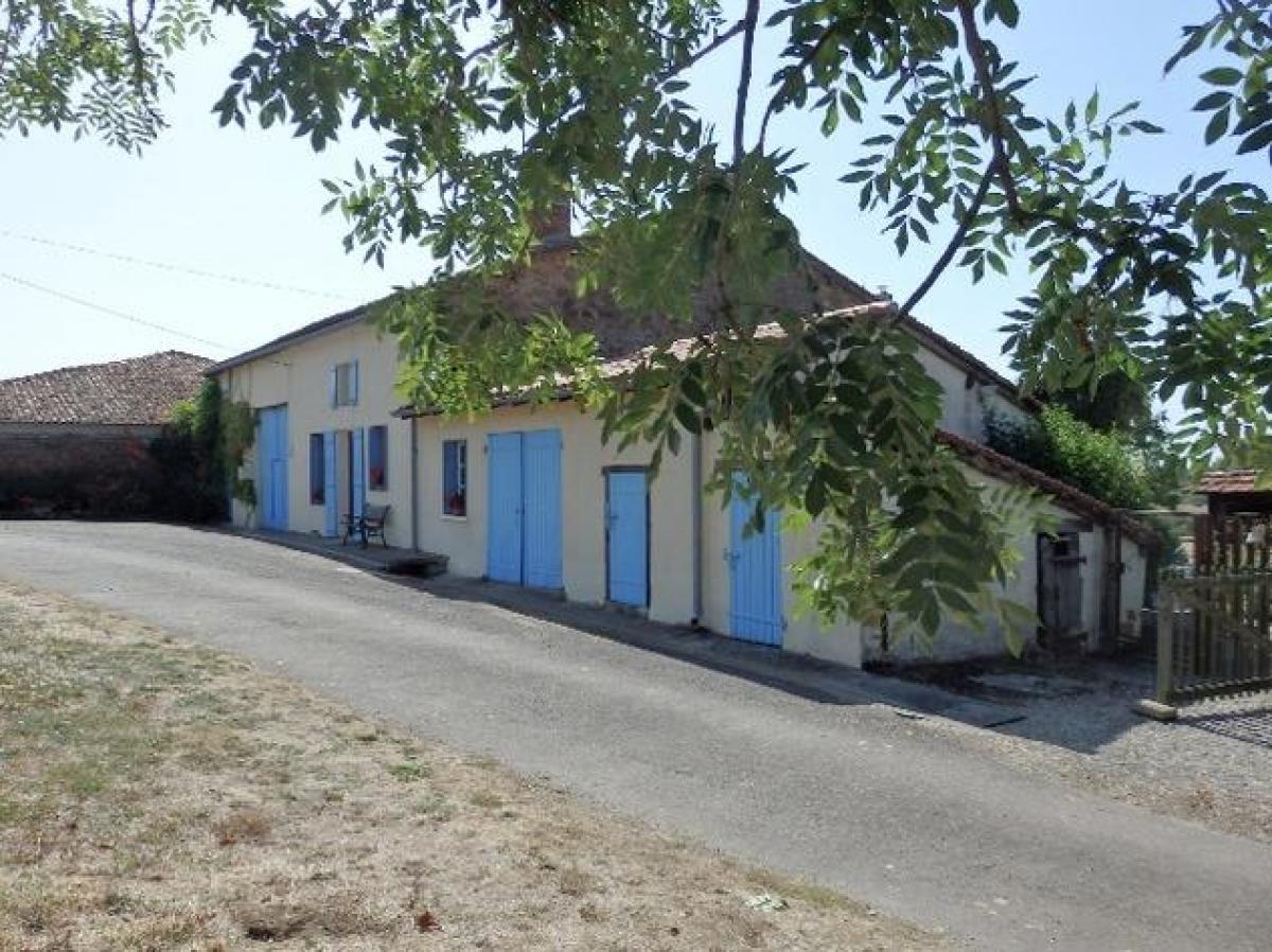 Дом с 3 спальнями в Абзак, Франция № 22012