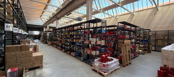 مستودع في Voghera, Italy 2400متر مربع رقم 276074 14