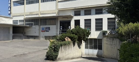 مستودع في Voghera, Italy 2400متر مربع رقم 276074 35