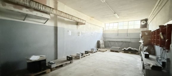 مستودع في Voghera, Italy 2400متر مربع رقم 276074 25