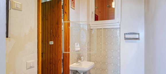 3 Schlafzimmer Villa in Bee, Italy, Nr. 335894 23