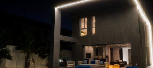 7 bedrooms Villa in El Campello, Spain No. 12047 3