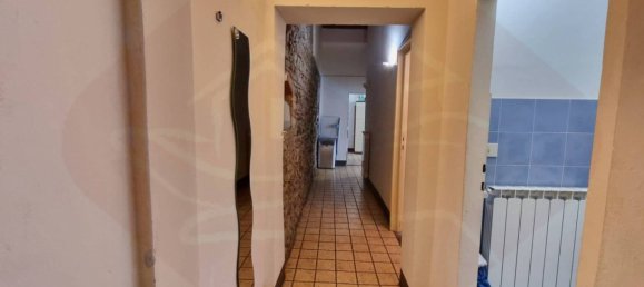 Apartamento de 3 dormitorios en Florence, Italy No. 358782 8
