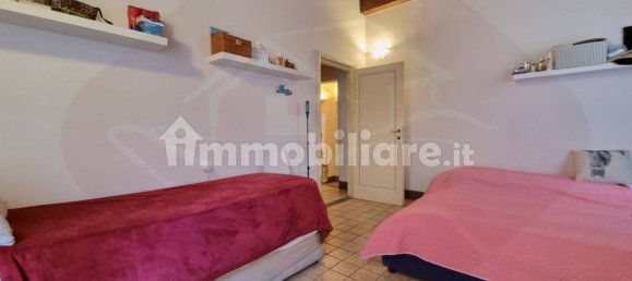 Apartamento de 3 dormitorios en Florence, Italy No. 358782 5