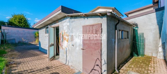 2 Schlafzimmer Wohnung in Caselle Lurani, Italy, Nr. 347073 3