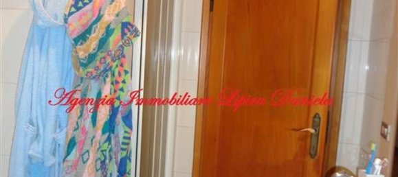 6 rooms House in Certaldo, Italy No. 161042 10