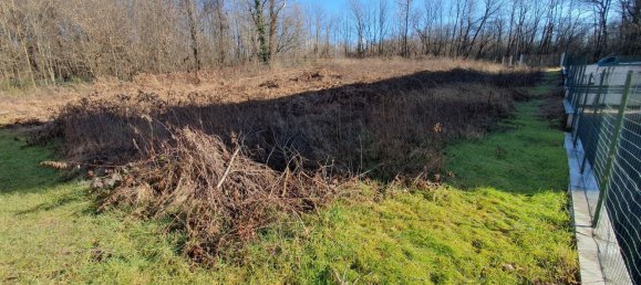 Grundstück in Malnate, Italy 1420m², Nr. 312033 9