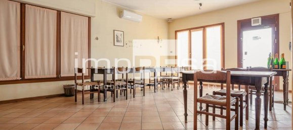 Edifício de 3 divisões em Carbonera, Italy N.º 80445 12