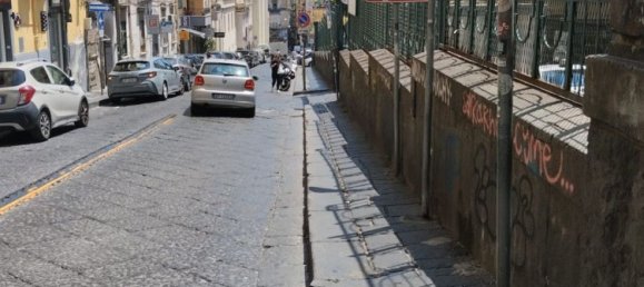 2 bedrooms Apartment in Naples, Italy No. 341571 4