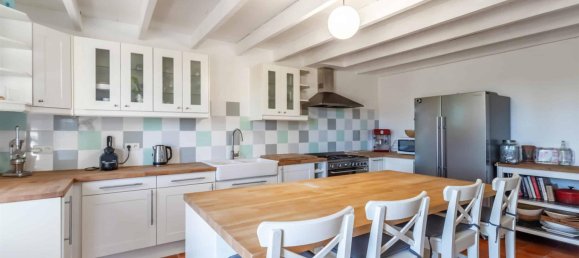 Дом с 4 спальнями в Верхняя Гаронна, Франция № 300172 9