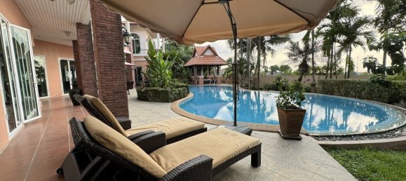 4 bedrooms Cafe / restaurant in Pattaya, Thailand No. 19035 8