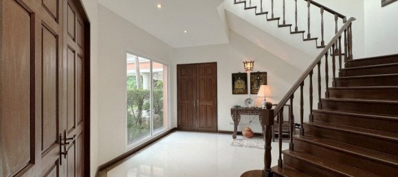 4 bedrooms Cafe / restaurant in Pattaya, Thailand No. 19035 10