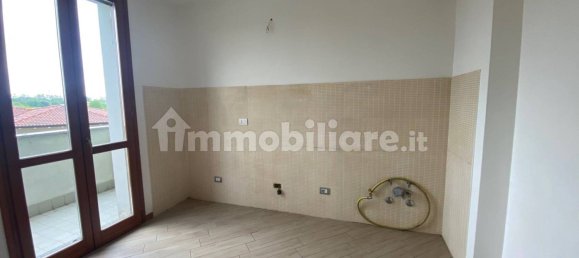 2 Schlafzimmer Wohnung in Certosa di Pavia, Italy, Nr. 380008 4