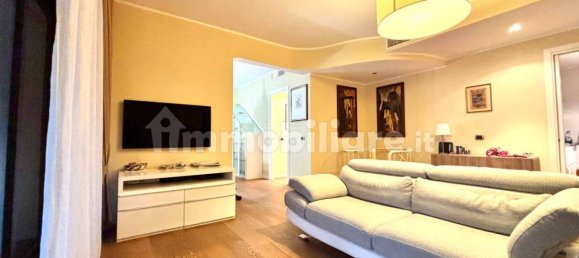 3 Schlafzimmer Wohnung in Basiglio, Italy, Nr. 94330 7