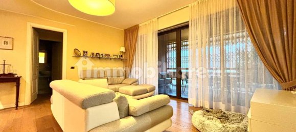 3 Schlafzimmer Wohnung in Basiglio, Italy, Nr. 94330 9