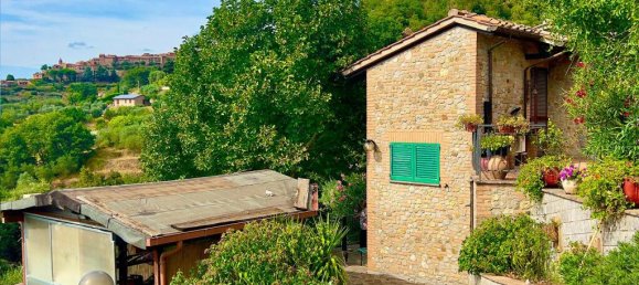 3 bedrooms House in Città della Pieve, Italy No. 53674 6