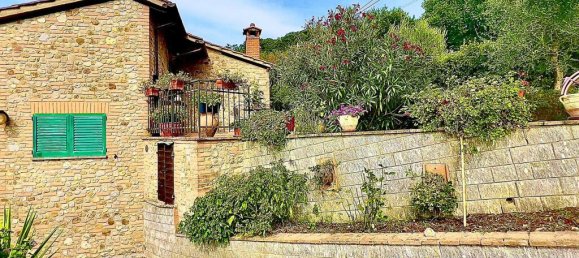 3 bedrooms House in Città della Pieve, Italy No. 53674 5