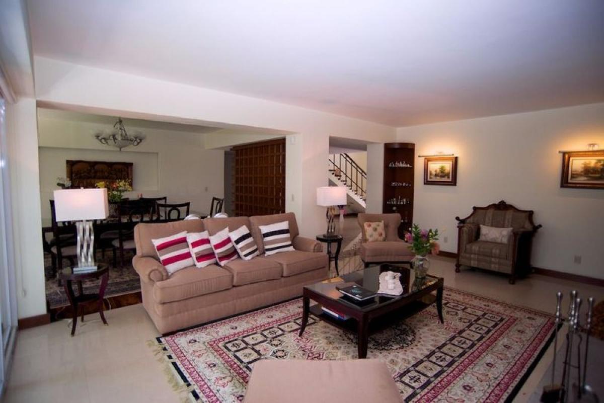 3 bedrooms House in Ciudad Lopez Mateos, Mexico No. 214507