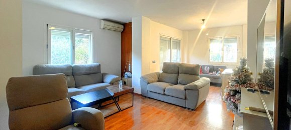 4 bedrooms Apartment in Estepona, Spain No. 178987 2