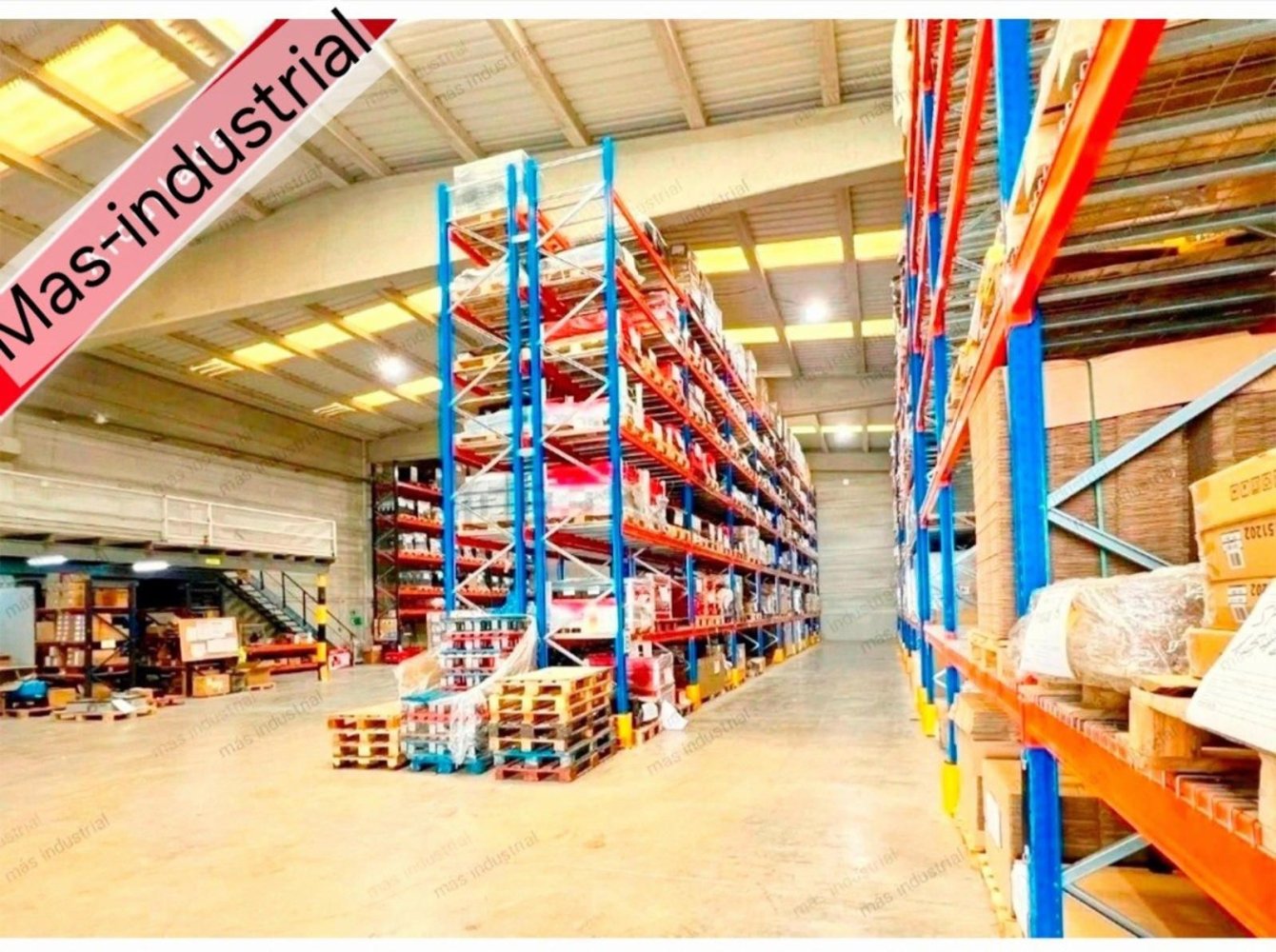  مستودع في Paterna, Spain 1040متر مربع رقم 182518