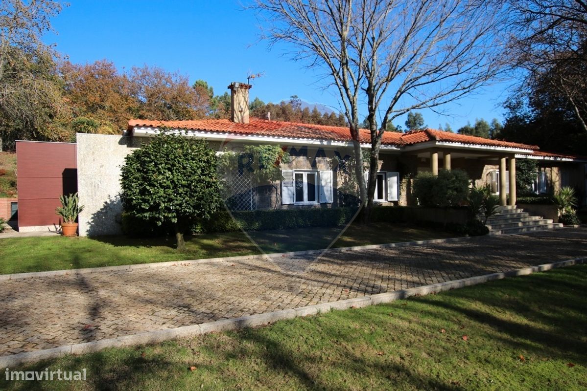 4 bedrooms House in Guimaraes, Portugal No. 168990
