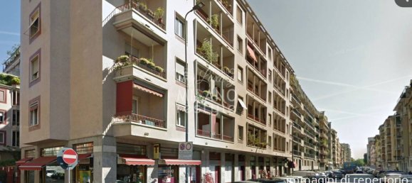 2 rooms Commercial property in Milan, Italy No. 378954 10
