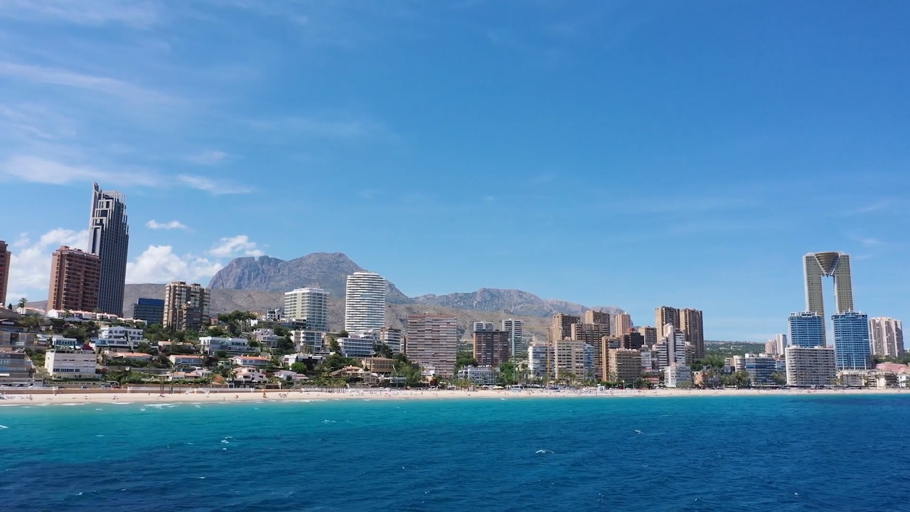 3 bedrooms Building in Benidorm, Spain No. 2521