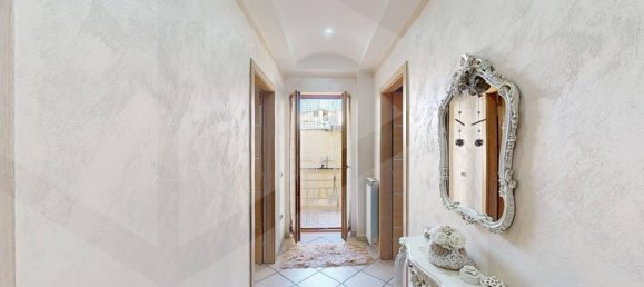 3 bedrooms Apartment in Arzano, Italy No. 24671 22