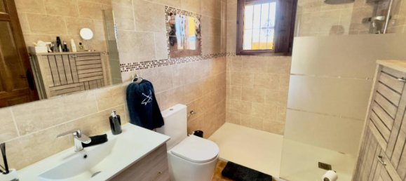 3 bedrooms Finca in Orihuela, Spain No. 13728 10