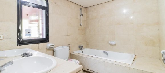 Adosado de 3 dormitorios en Estepona, Spain No. 178270 12