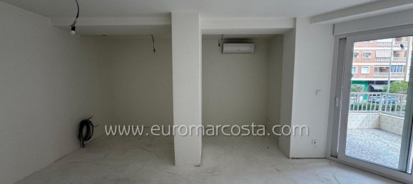 3 Schlafzimmer Wohnung in Torrevieja, Spain, Nr. 136712 3