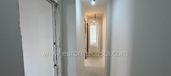 3 Schlafzimmer Wohnung in Torrevieja, Spain, Nr. 136712 8