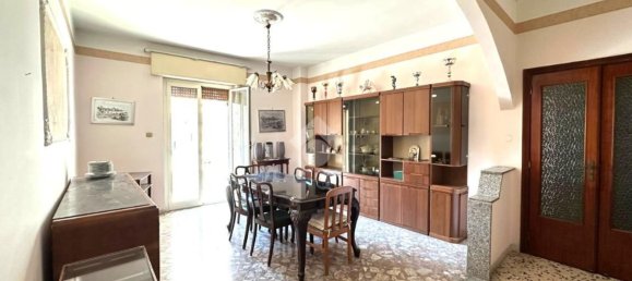 3 rooms Apartment in Scafati, Italy No. 302844 5