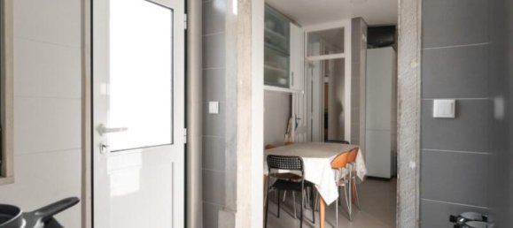 2 bedrooms Apartment in Lisbon, Portugal No. 111463 10