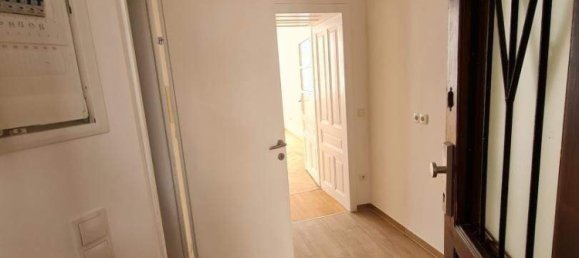 Studio in Mariahilf, Austria, Nr. 250297 2