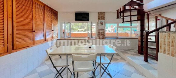 Квартира с 2 спальнями в Варацце, Италия № 314848 16