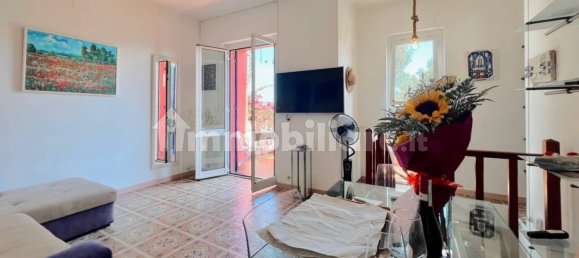 Квартира с 2 спальнями в Варацце, Италия № 314848 31