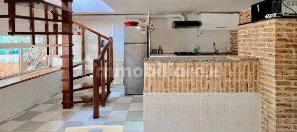 Квартира с 2 спальнями в Варацце, Италия № 314848 26