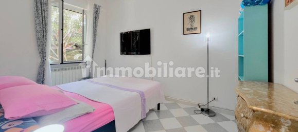 Квартира с 2 спальнями в Варацце, Италия № 314848 27