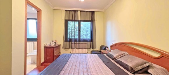 6 bedrooms House in Cambre, Spain No. 112105 35