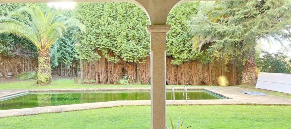 6 bedrooms House in Cambre, Spain No. 112105 12