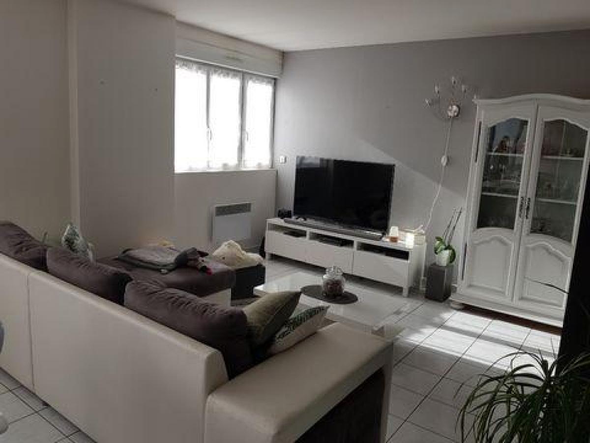 3 bedrooms Apartment in Le Mans, France No. 31865