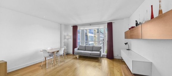 2 bedrooms Apartment in London, United Kingdom No. 8383 8