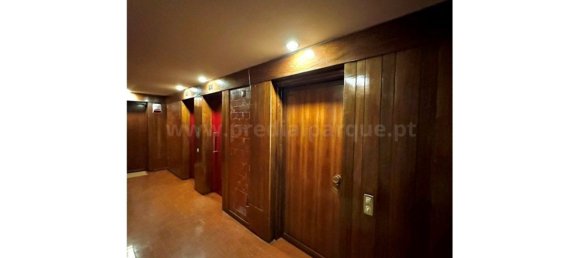 2 bedrooms Apartment in Porto, Portugal No. 39404 2