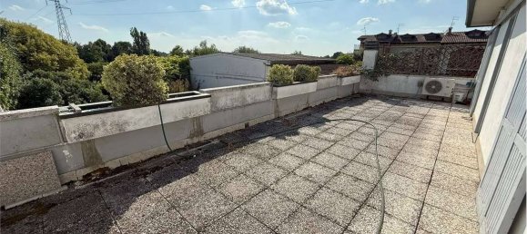 Вилла с 3 спальнями в Веронелла, Италия № 271285 13