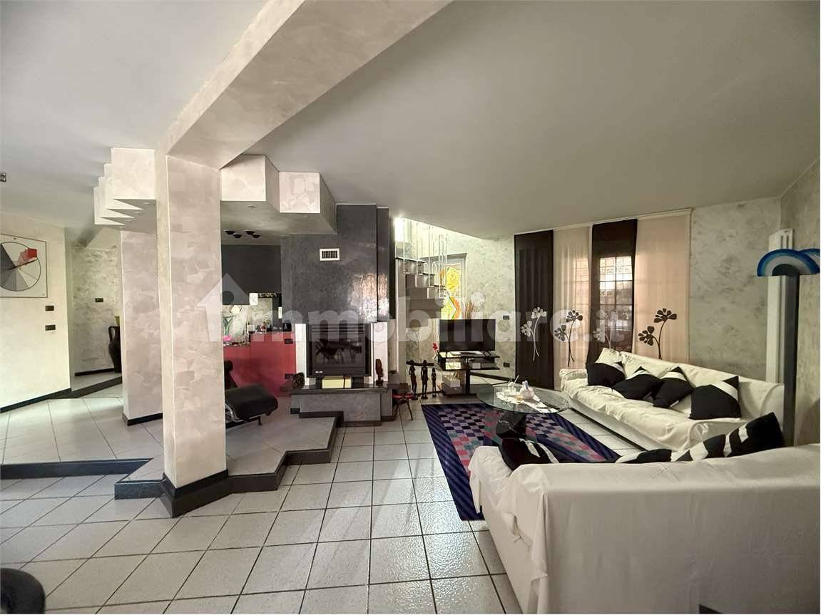 Вилла с 3 спальнями в Веронелла, Италия № 271285