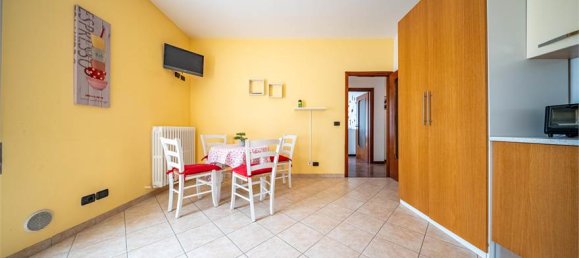 6 bedrooms House in Prata Camportaccio, Italy No. 377701 19